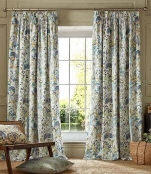 Voyage Maison Curtains / Country Hedgerow Sky Curtains