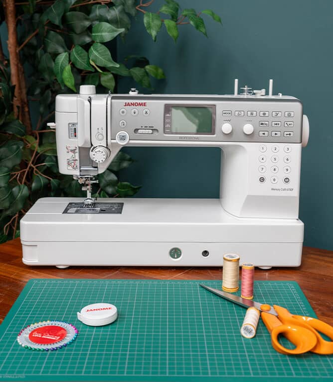Janome Memory Craft 6700P Sewing Machine