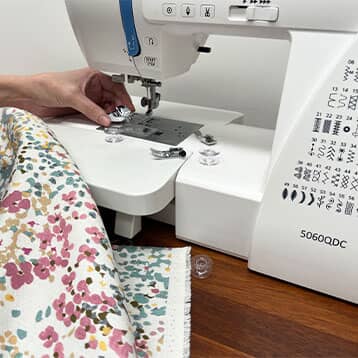 Sewing Machine Feet & Attachments