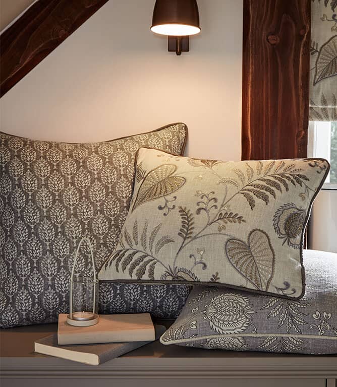 iLiv Kemble Fabric / Filigree