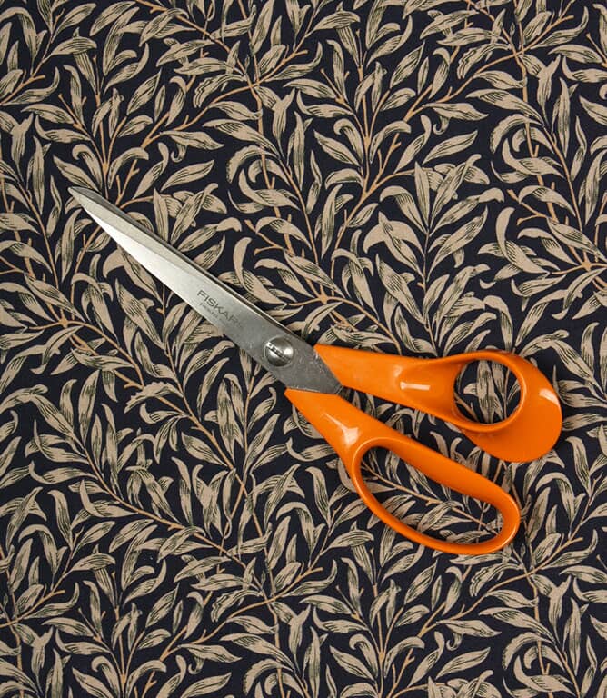 William Morris  Willow Bough Fabric / Navy
