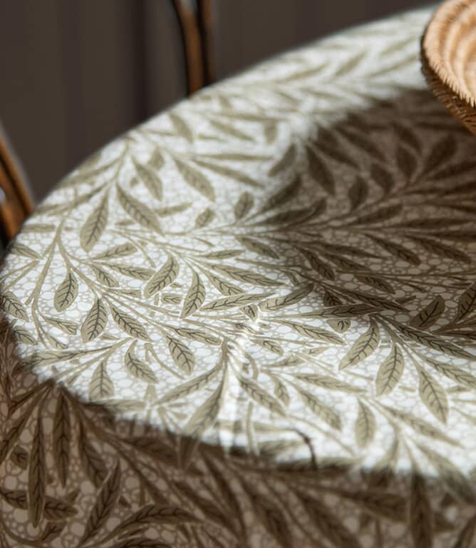 Morris & Co Emery's Willow Fabric / Woad Blue