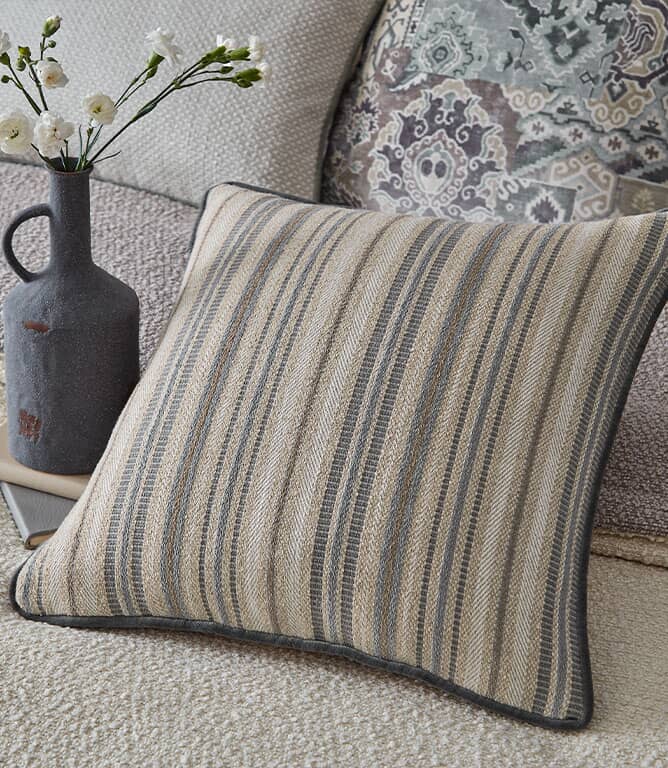 iLiv Aspen Fabric / Glacier