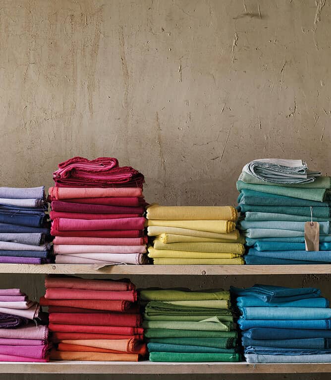 ROMO Linara Fabric / Multi