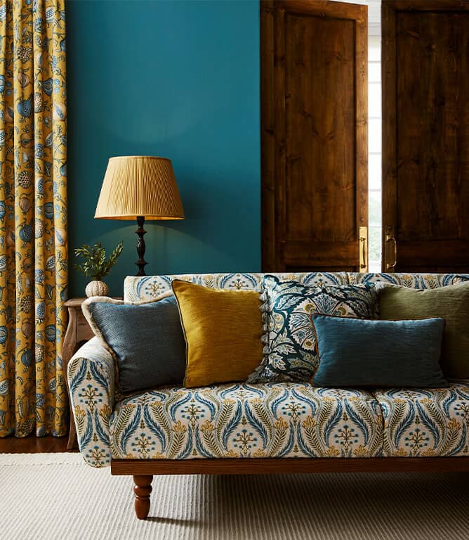 Arabesque FR Fabric / Dark Coral