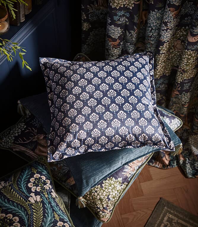 Muqarnas FR Fabric / Glacier