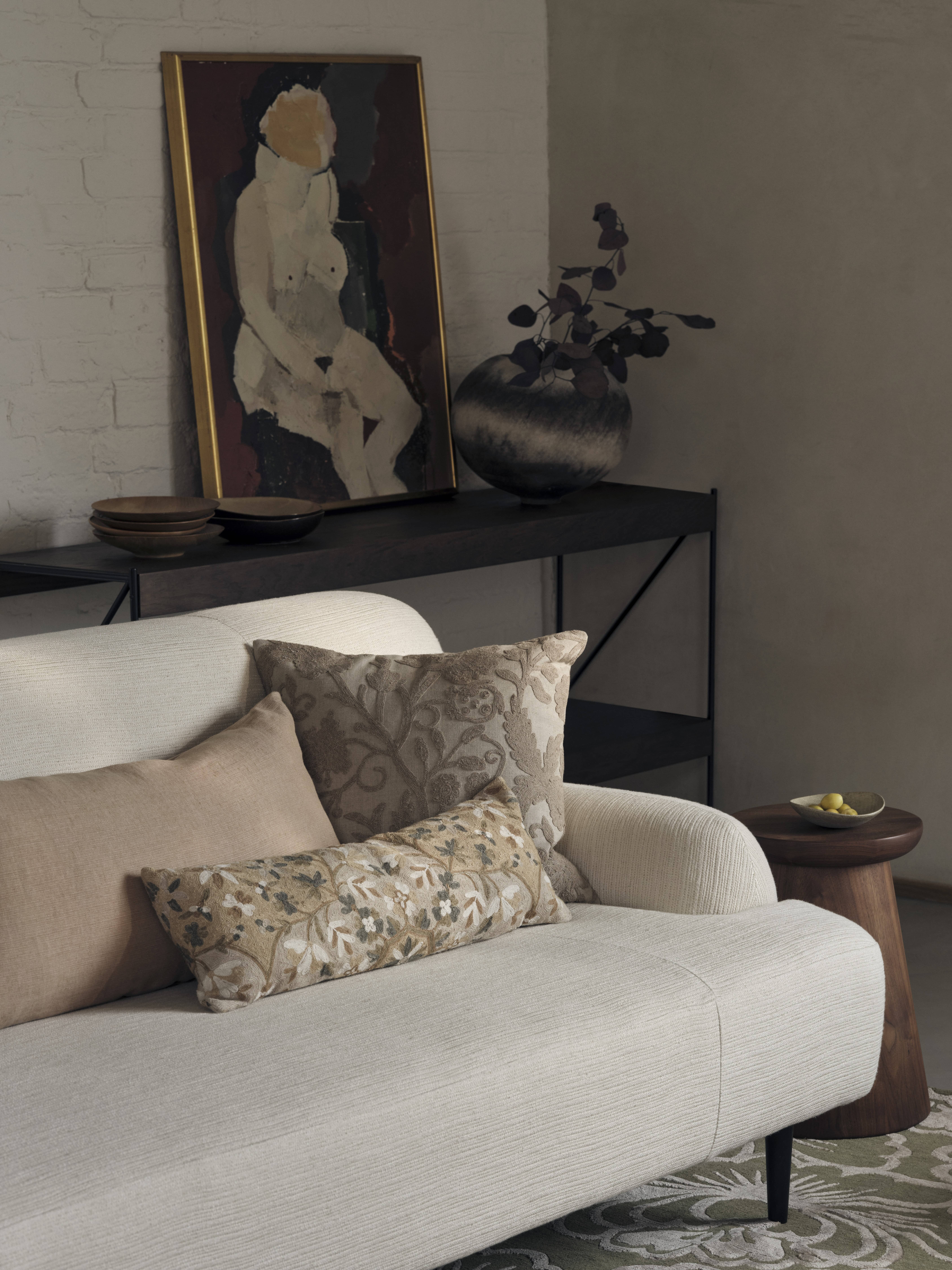 Warwick Fabrics Rajouri Fabric / Parchment