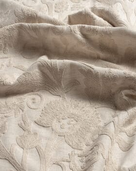 Warwick Fabrics Ferahan Fabric / Porcelain Warwick Fabrics Ferahan Fabric / Porcelain