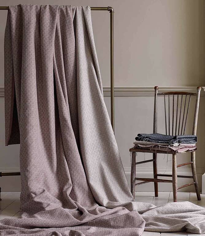 Sanderson Linden Fabric / Garden Green