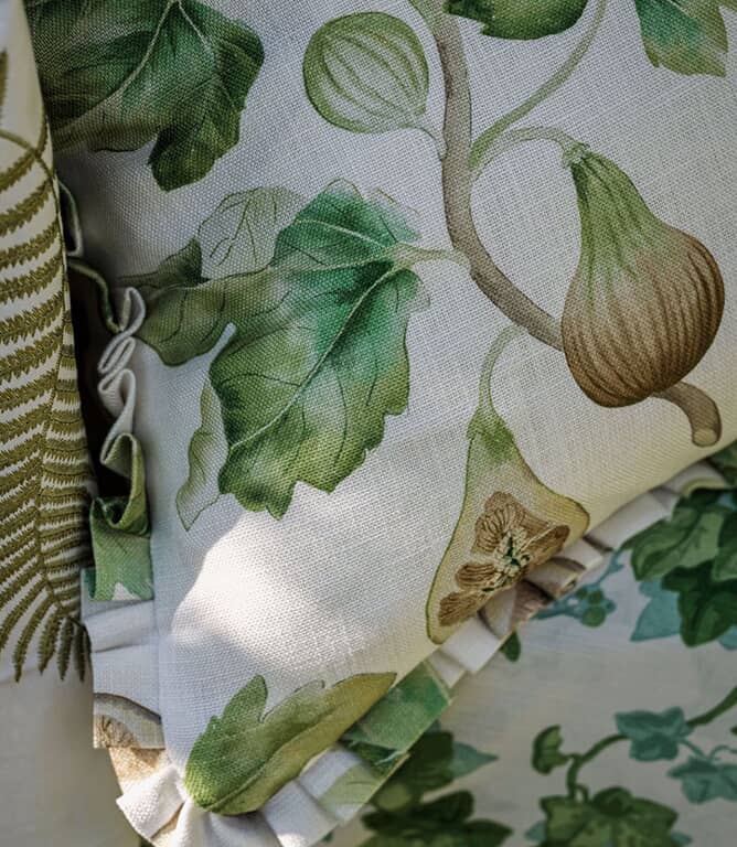Sanderson Fig Harvest Fabric / Garden Green