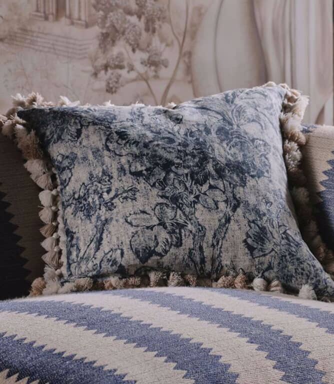 Sanderson Fringed Tulip Toile Fabric / Jute