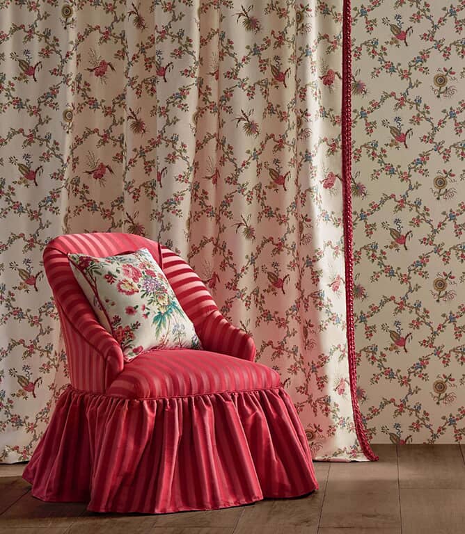 Sanderson Regency Aperigon Fabric / Porcelain / Chamomile