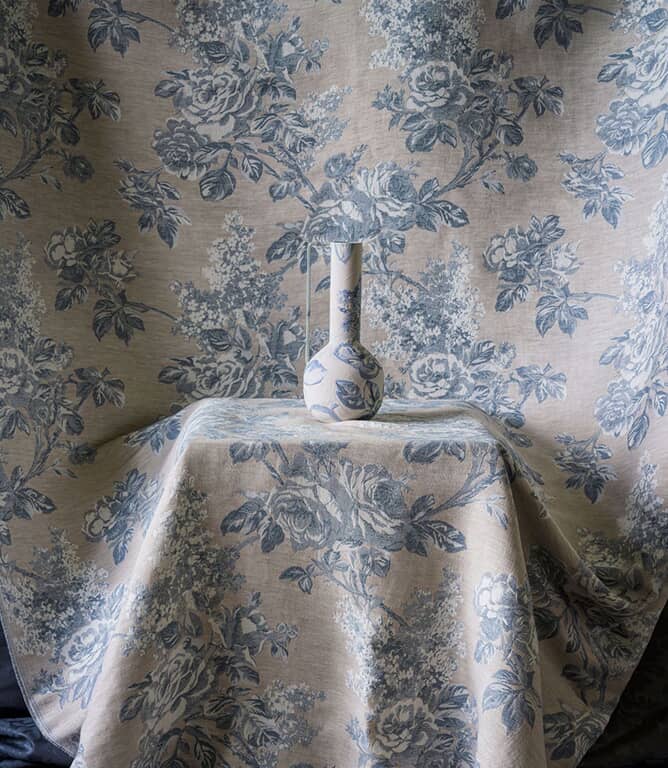 Sanderson Sorilla Damask Fabric / Delft / Linen