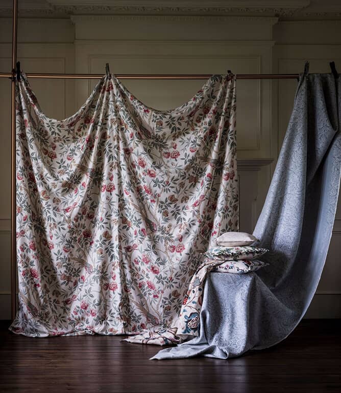 Sanderson Annandale Weave Fabric / Wedgwood Ivory