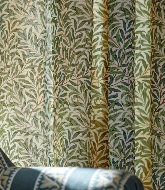 Morris & Co Willow Bough Minor Fabric / Russet