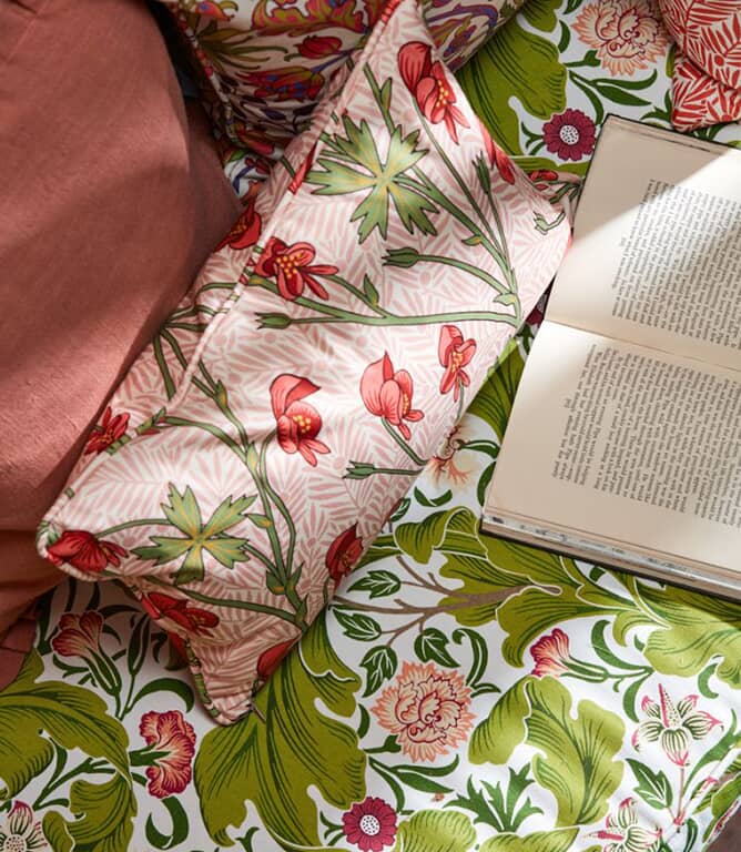 Morris & Co Monkshood Fabric / Cobalt / Goblin Green