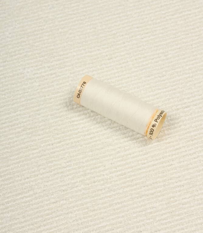 Hidcote Weave Fabric / Ecru