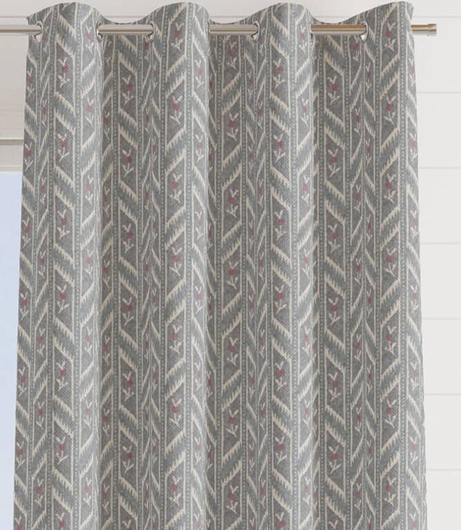 Meadow Path Fabric / Berry