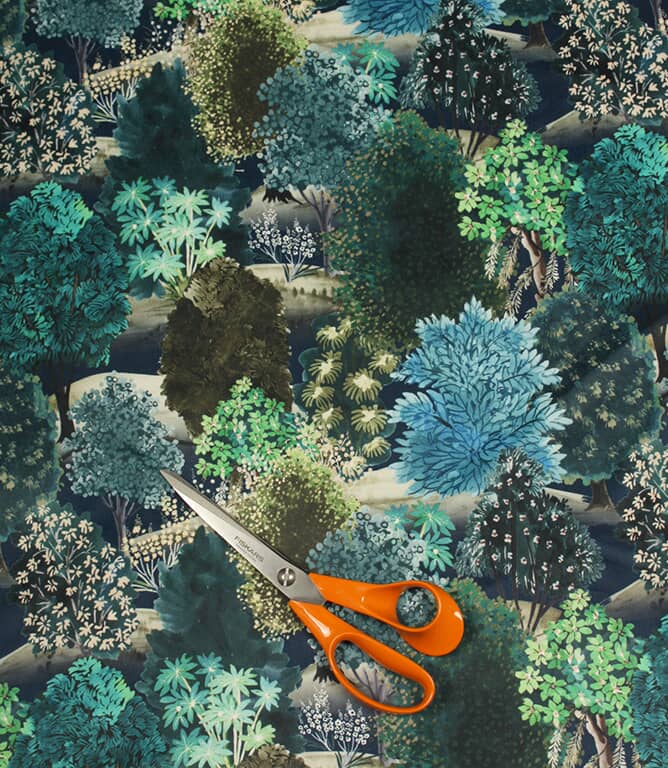 Woodvale Velvet Fabric / Navy