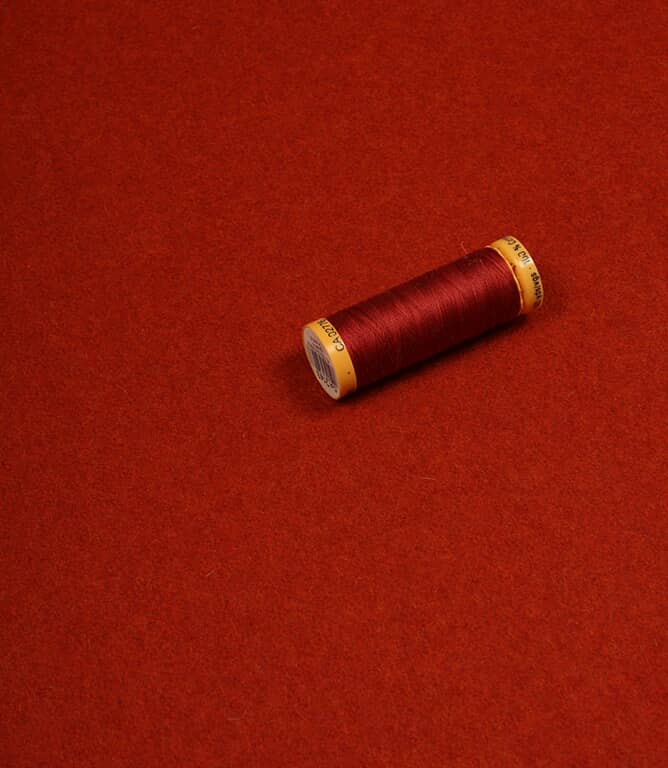 Morris Wool Fabric / Scarlet