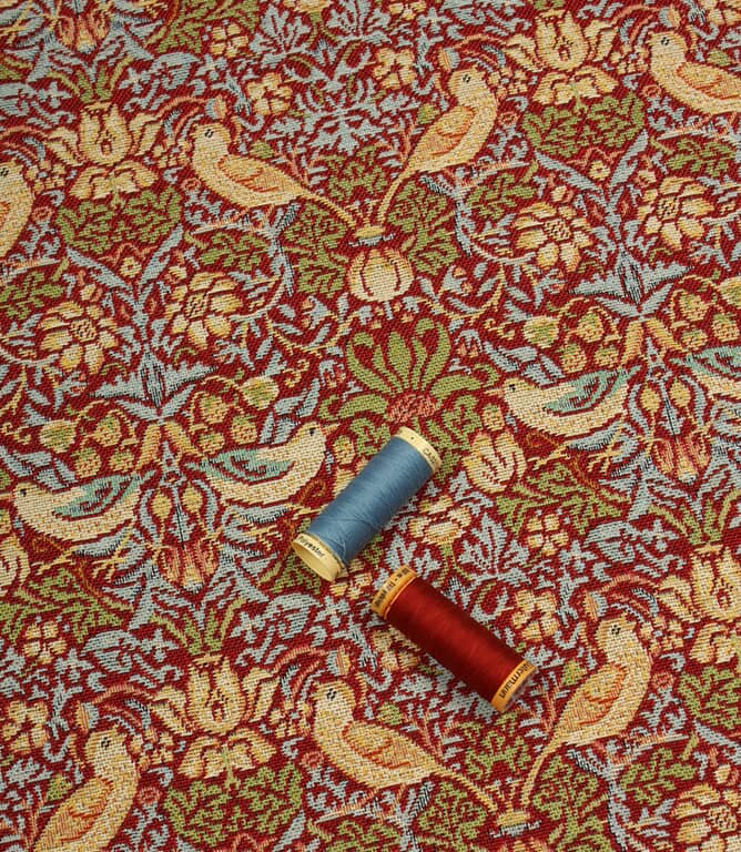 William Morris  Strawberry Thief Tapestry Mini Fabric / Wine
