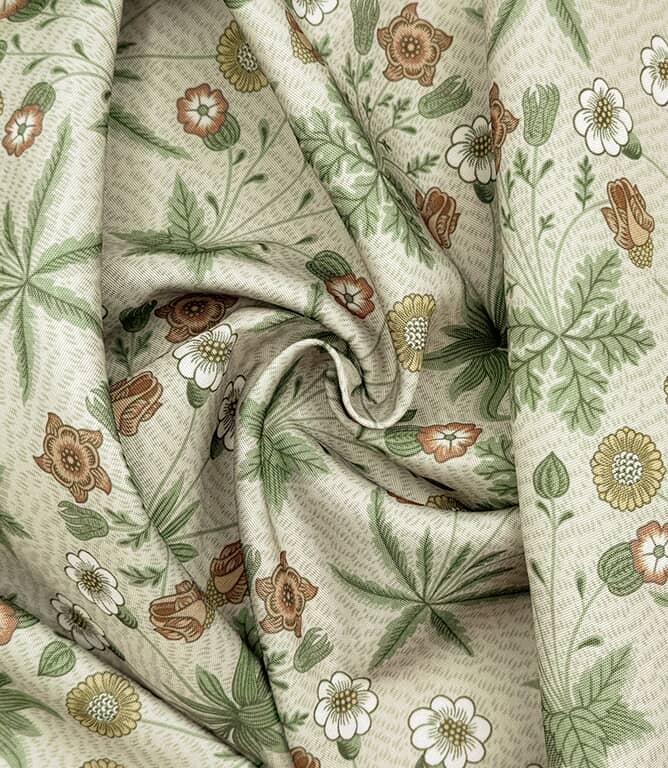 William Morris  Daisy Outdoor Fabric / Pebble