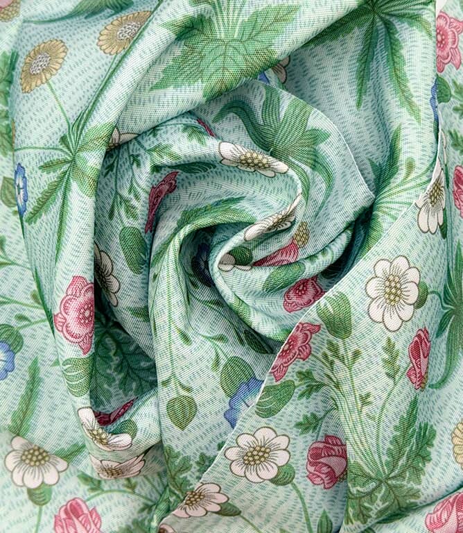William Morris  Daisy Outdoor Fabric / Duck Egg