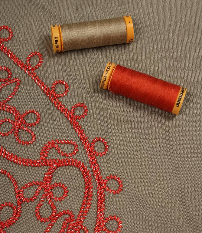 Design Forum Kashmir Fabric / Linen / Red