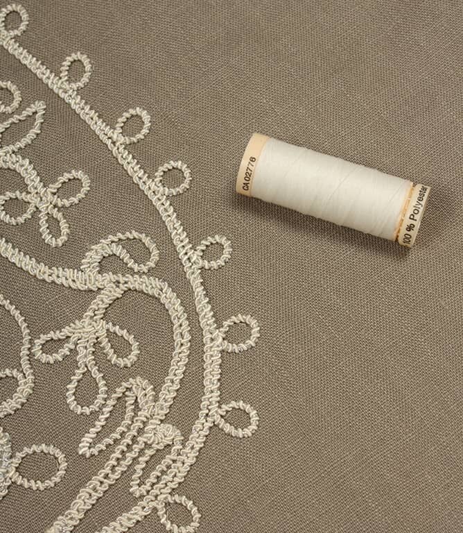 Design Forum Kashmir Fabric / Linen / Ivory