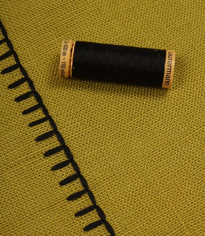 Design Forum Stitched Up Fabric / Lime / Noir