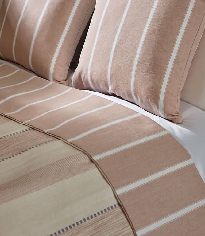 iLiv Waterbury Fabric / Raspberry