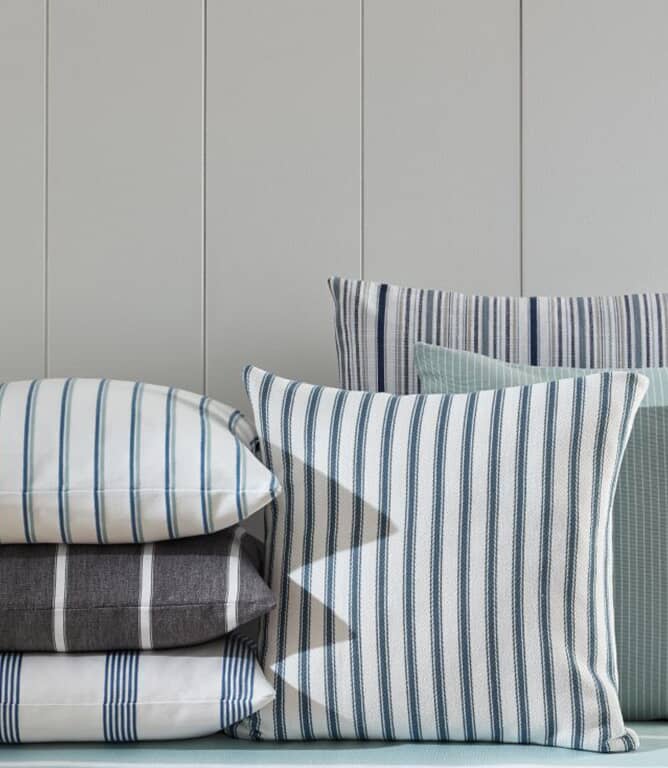 iLiv Vermont Fabric / Glacier