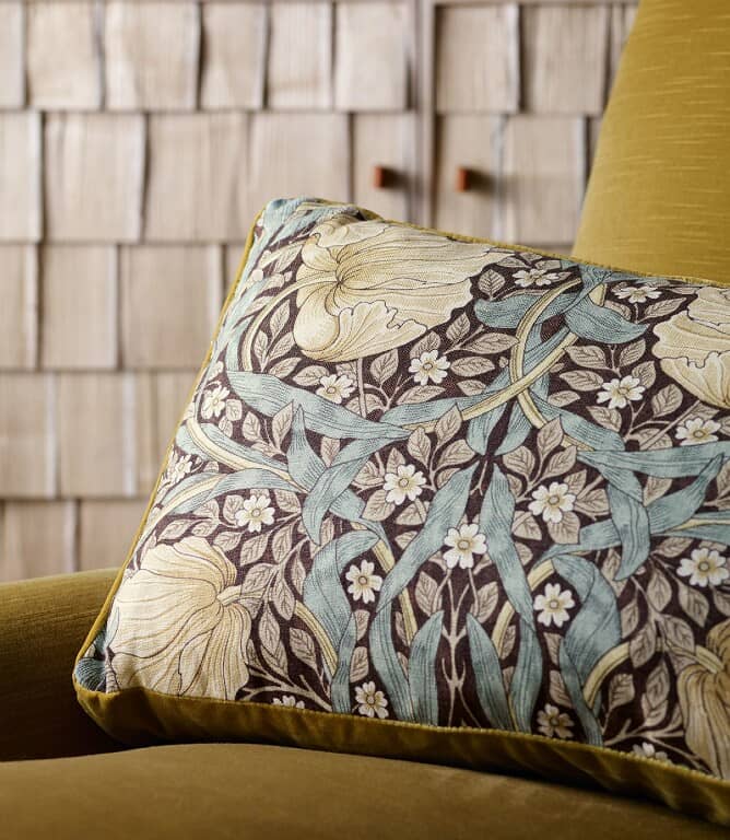 Morris & Co Pimpernel Fabric / Bullrush / Slate