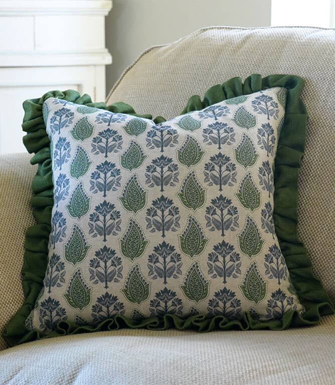 Nora Fabric / Soft Pink / Sap Green