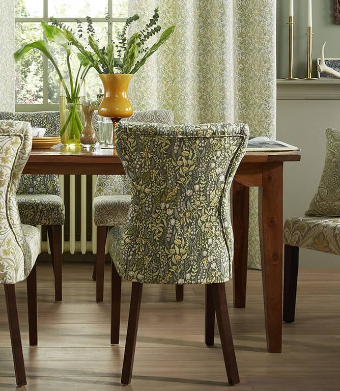 Kelmscott Fabric / Moss