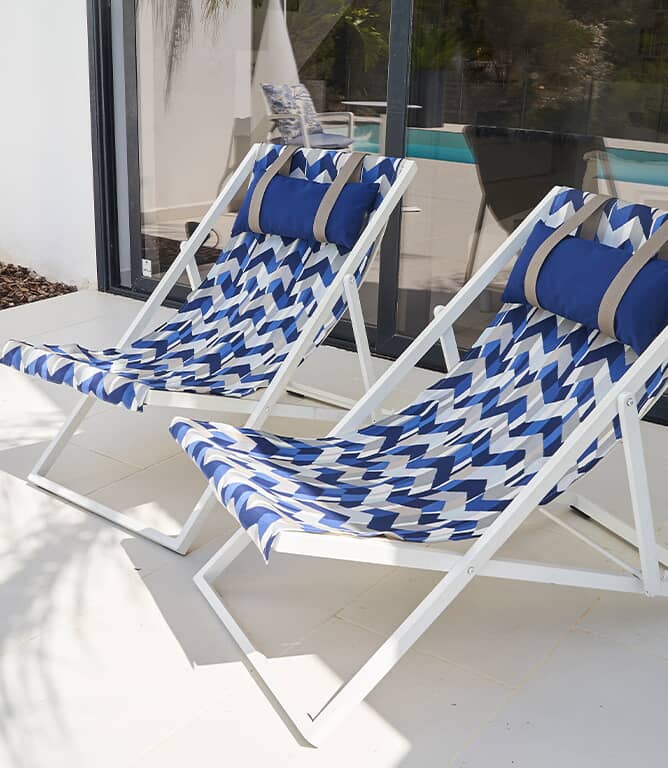 Zig Zag Outdoor Fabric / Indigo